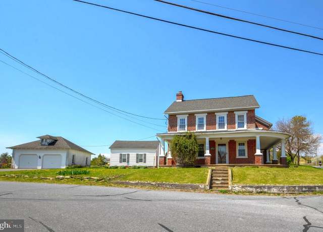 Property at 2902 Old Post Rd, Slatington, PA 18080, 3 beds, 2 baths