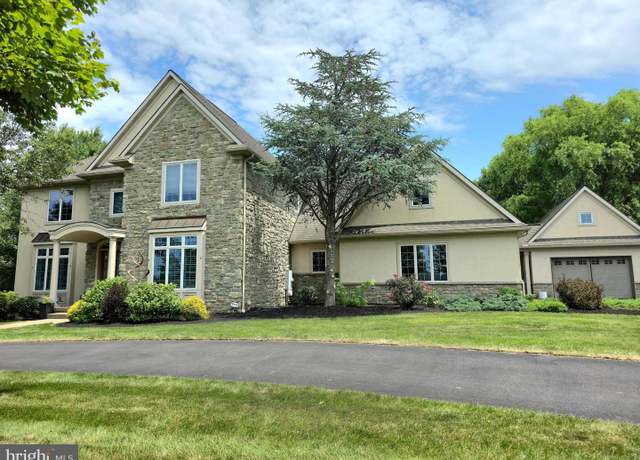 Property at 45 Wheatland Cir, Lebanon, PA 17042, 4 beds, 4 baths
