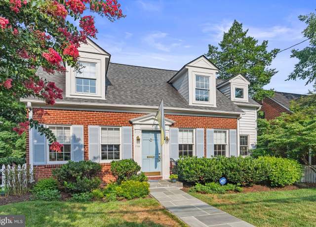 Property at 1703 Russell Rd, Alexandria, VA 22301, 3 beds, 3.5 baths