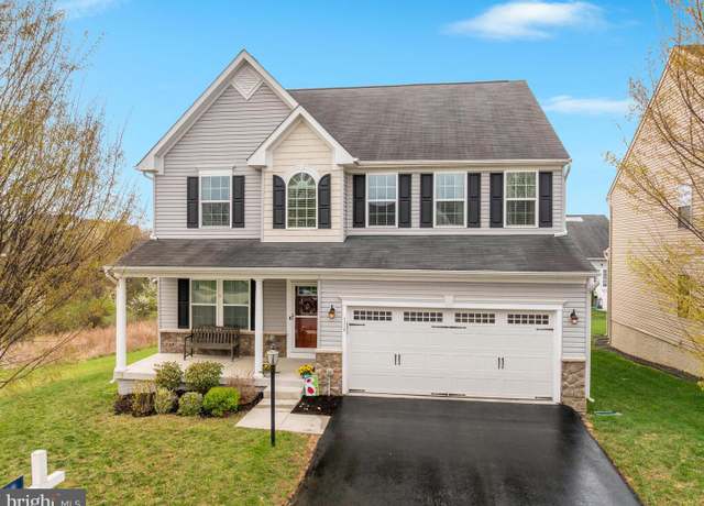 Property at 114 Pinwheel Ct, Stephenson, VA 22656, 4 beds, 3.5 baths