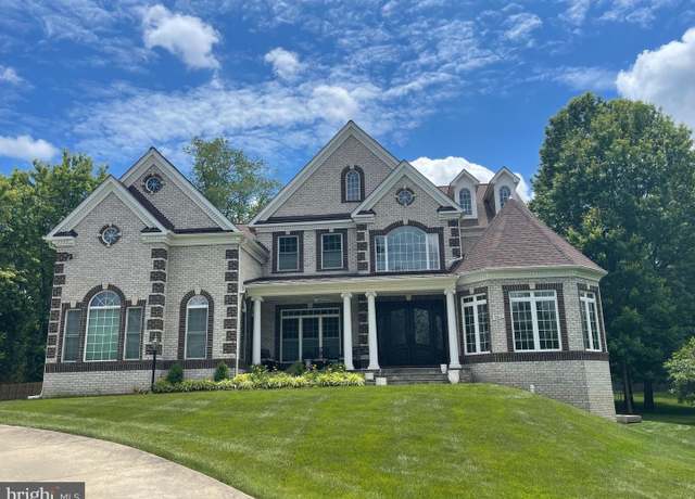 Property at 9813 Sunrise Rd, Vienna, VA 22181, 7 beds, 5.5 baths