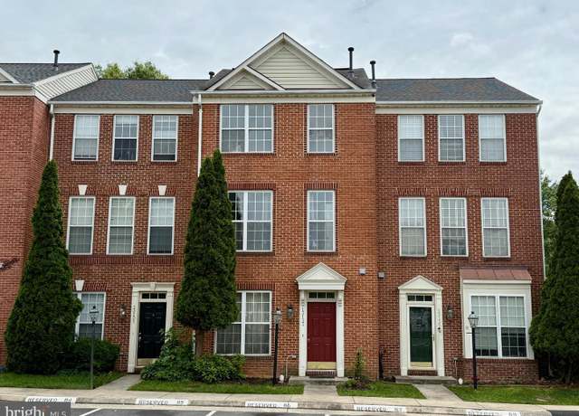 Property at 13133 Park Crescent Cir, Herndon, VA 20171, 4 beds, 3.5 baths