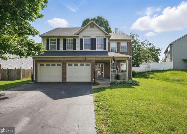 Property at 13297 Osage Dr, Woodbridge, VA 22193, 4 beds, 2.5 baths