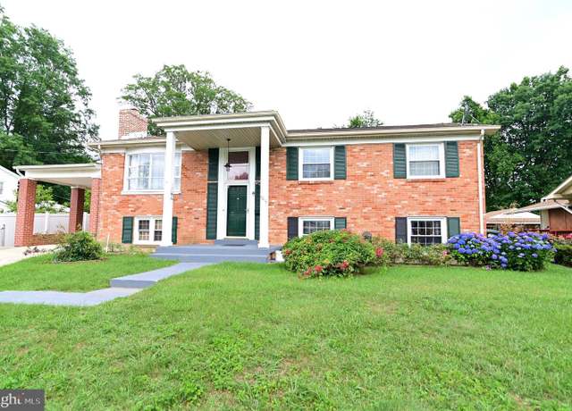 Property at 2219 Madison Ct, Woodbridge, VA 22191, 6 beds, 3 baths