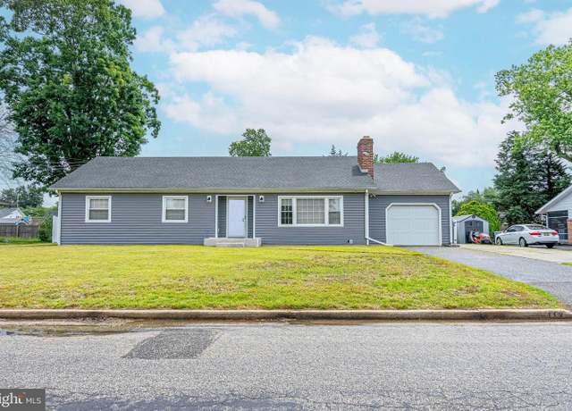Property at 117 Boxwood Dr, Vineland, NJ 08361, 3 beds, 1.5 baths