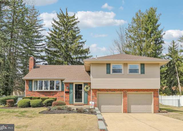 Property at 226 N Madison Ave, Cherry Hill, NJ 08002, 3 beds, 2.5 baths