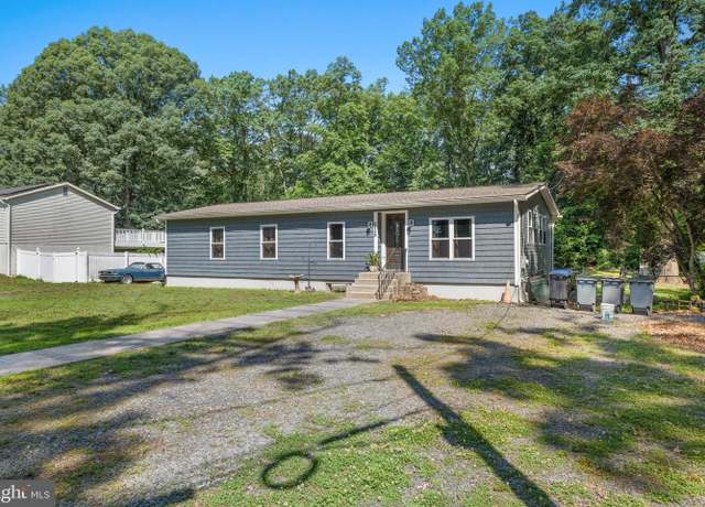 Property at 624 Woodland Ave, Westville, NJ 08093, 3 beds, 1 bath