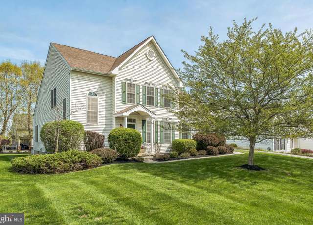 Property at 106 Canter Dr, Downingtown, PA 19335, 3 beds, 2.5 baths