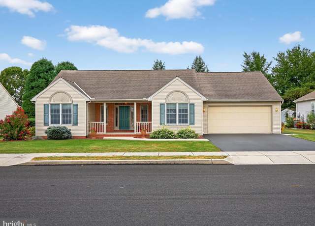 Property at 515 Blossom Trl, Mount Joy, PA 17552, 3 beds, 2 baths
