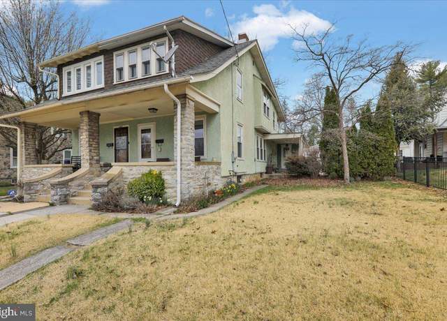 Property at 1405 Elm St, Lebanon, PA 17042, 3 beds, 2 baths