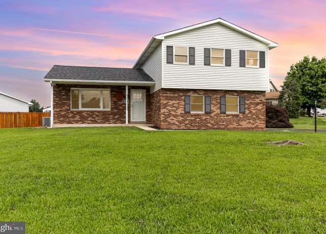 Property at 929 Sycamore Ln, Lebanon, PA 17046, 3 beds, 2.5 baths