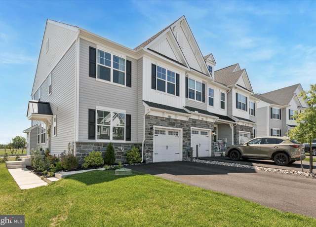 Property at 117 Charles Ln, Harleysville, PA 19438, 3 beds, 2.5 baths
