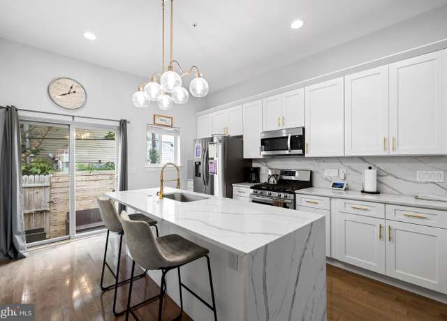 Property at 1535 S Capitol St, Philadelphia, PA 19146, 3 beds, 3 baths