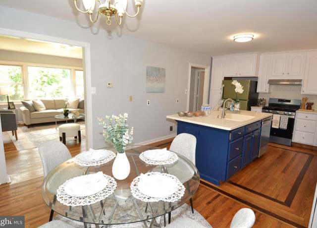 Property at 7103 Galgate Dr, Springfield, VA 22152, 5 beds, 3 baths