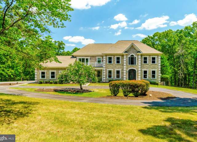 Property at 41185 Canter Ln, Paeonian Springs, VA 20129, 5 beds, 6 baths
