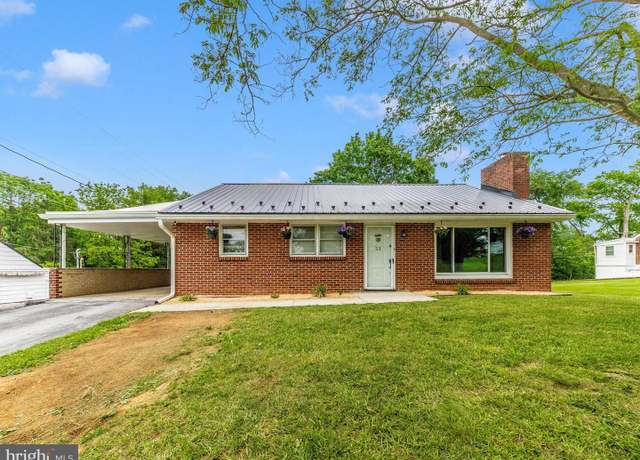 Property at 53 S Colonial Dr, Hagerstown, MD 21740, 3 beds, 1 bath