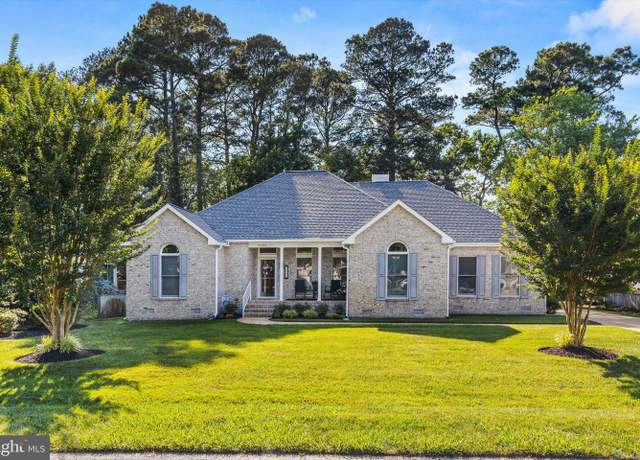Property at 10135 Queens Cir, Ocean City, MD 21842, 3 beds, 2.5 baths