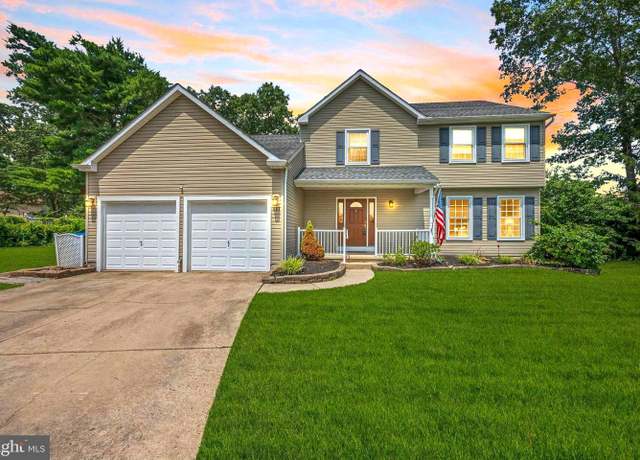 Property at 610 Woodthrush Ct, Mount Laurel, NJ 08054, 4 beds, 2.5 baths