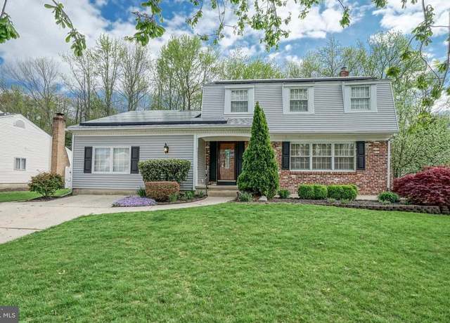 Property at 7 Charter Oak Rd, Clementon, NJ 08021, 5 beds, 2 baths