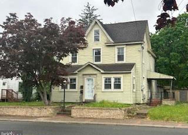 Property at 440 N Delsea Dr, Clayton, NJ 08312, 5 beds, 2 baths