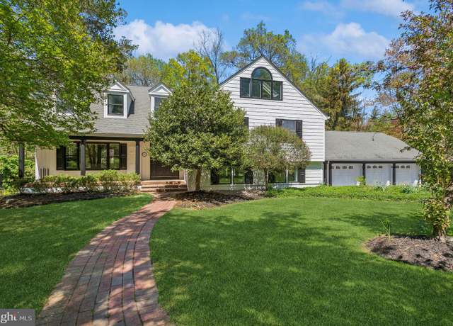 Property at 127 Wilson Rd, Princeton, NJ 08540, 5 beds, 3.5 baths