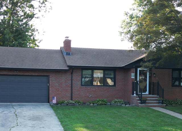 Property at 22 White Stag Dr, Hamilton, NJ 08620, 3 beds, 2 baths
