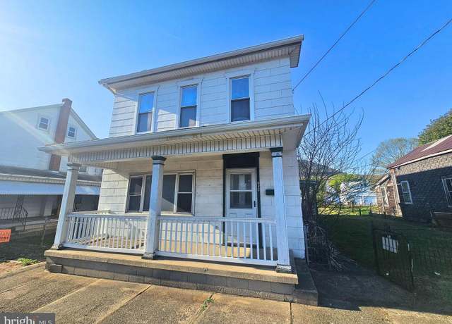 Property at 317 Main St, Lykens, PA 17048, 3 beds, 1.5 baths