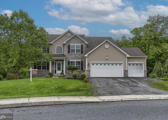 Property at 1104 Countryside Dr, Harrisburg, PA 17110, 5 beds, 3 baths