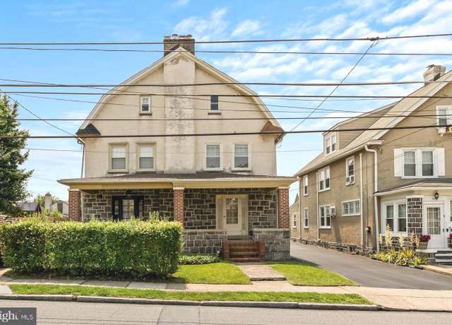 Property at 2426 E County Line Rd, Ardmore, PA 19003, 3 beds, 1 bath