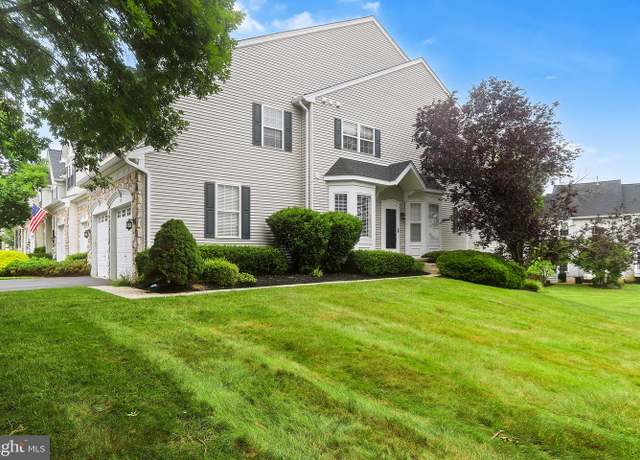 Property at 29 Henley Dr, Glen Mills, PA 19342, 3 beds, 3 baths