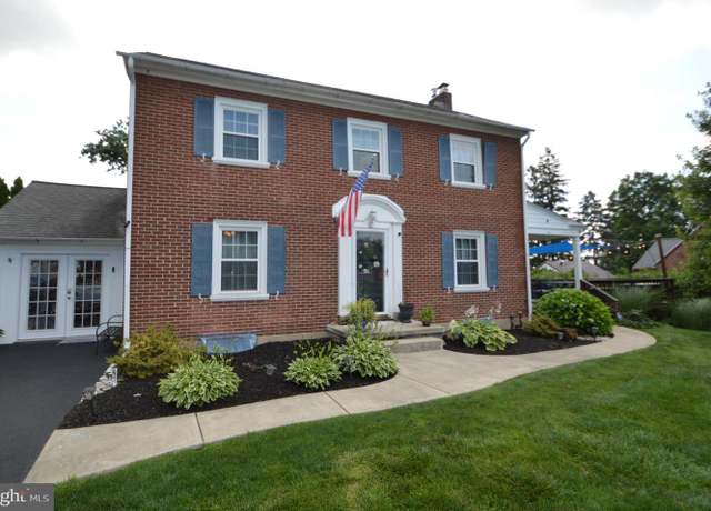 Property at 727 Pearl Ave, Manheim, PA 17545, 3 beds, 1.5 baths