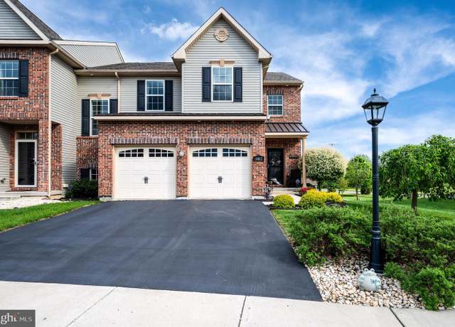 Property at 4463 Elmwood Dr, Nazareth, PA 18064, 3 beds, 2.5 baths