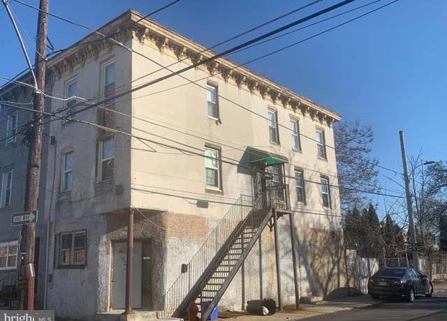 Property at 434 W York St, Philadelphia, PA 19133, 2 beds