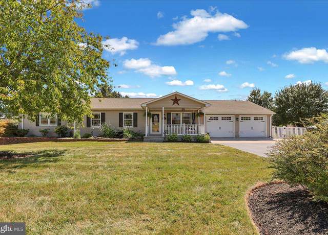 Property at 41 Michelle Way, Hanover, PA 17331, 4 beds, 2.5 baths