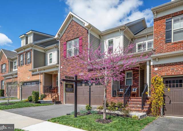 Property at 44240 Silverpalm Grove Ter, Leesburg, VA 20176, 3 beds, 3.5 baths