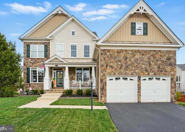 Property at 4609 Besselink Way, Haymarket, VA 20169, 4 beds, 4.5 baths