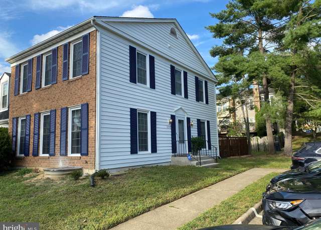 Property at 3200 Foothill St, Woodbridge, VA 22192, 4 beds, 2.5 baths