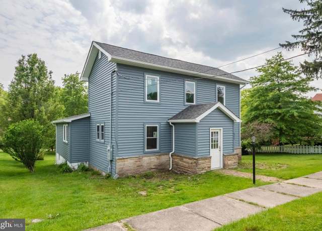 Property at 511 E Green St, Oakland, MD 21550, 4 beds, 2 baths