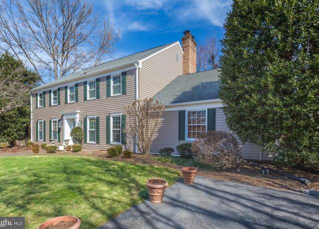 Property at 14709 Spring Meadows Dr, Darnestown, MD 20874, 4 beds, 2.5 baths