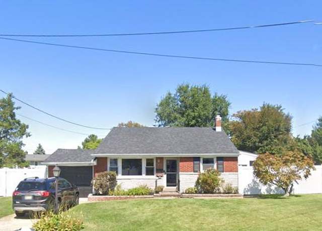 Property at 159 Sunnyside Ln, Bellmawr, NJ 08031, 3 beds, 1.5 baths
