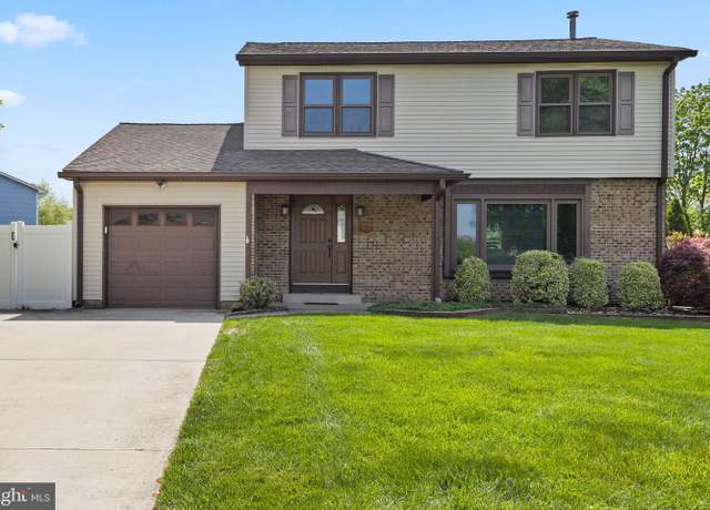 Property at 27 Marlon Pond Rd, Hamilton, NJ 08690, 3 beds, 2.5 baths
