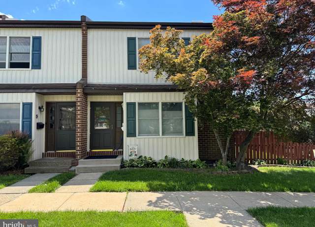 Property at D20 Carver Pl, Lawrence Township, NJ 08648, 3 beds, 2 baths
