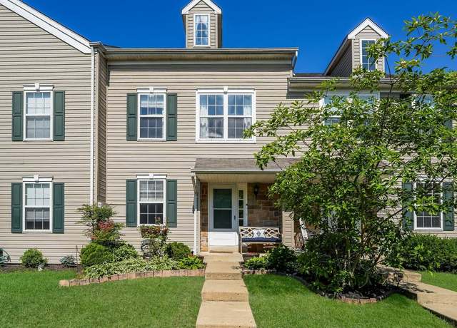 Property at 27 Bryant Dr, Perkasie, PA 18944, 3 beds, 2.5 baths