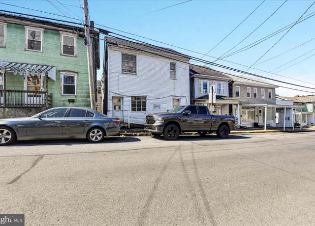 Property at 218 W Market St, Williamstown, PA 17098, 7 beds, 4 baths