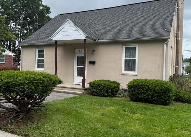 Property at 210 Division St, Hummelstown, PA 17036, 3 beds, 1 bath