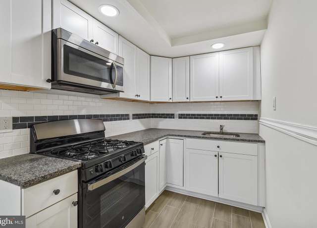 Property at 1246 Wycombe Ave, Darby, PA 19023, 3 beds, 1 bath