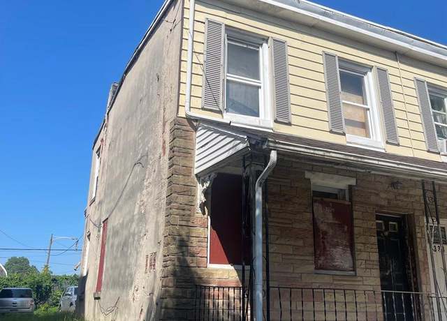 Property at 332 Kerlin St, Chester, PA 19013, 2 beds, 1.5 baths
