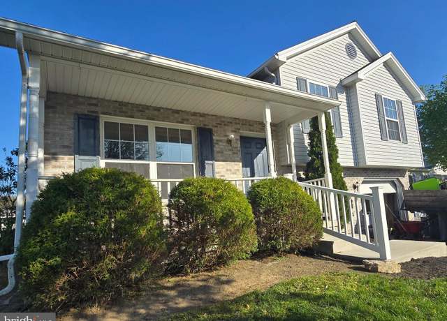 Property at 3786 Mountain Shadow Cir, Fayetteville, PA 17222, 3 beds, 1.5 baths