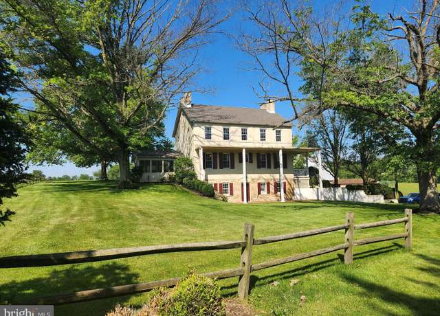 Property at 4560 Bossler Rd, Elizabethtown, PA 17022, 6 beds, 3 baths