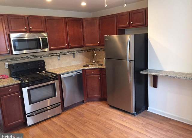 Property at 315 E Elm St, Conshohocken, PA 19428, 2 beds, 1 bath